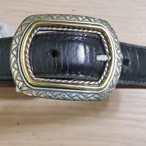 BRIGHTON VINTAGE SMALL BLACK & BROWN REVERSIBLE CROC EMBOSSED LEATHER BELT